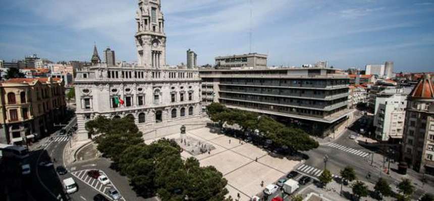 Câmara do Porto nega a venda do edifício ‘Palácio dos Correios’