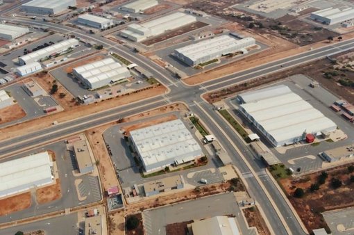 Volkswagen e Ford negoceiam instalação de novas fábricas em Angola