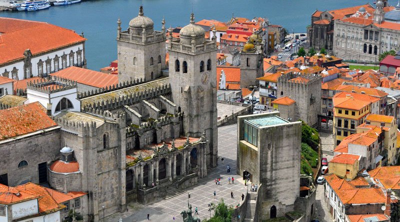 Porto planeia “programa turístico” para o Morro da Sé