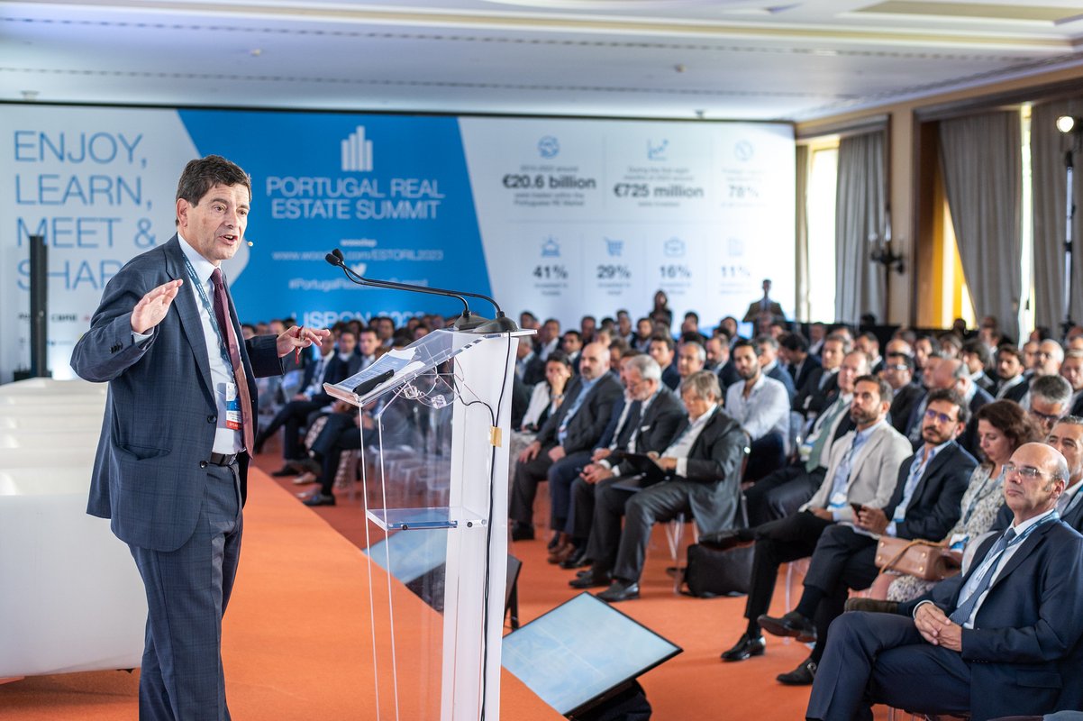 O Portugal Real Estate Summit contou com a presença de 420 investidores no Hotel Palácio Estoril.