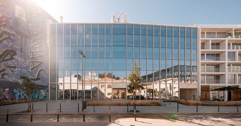 Featured image for Lisbon's Riverside Sees New Premium Office Space as Cais 5 Building Reaches Full Occupancy